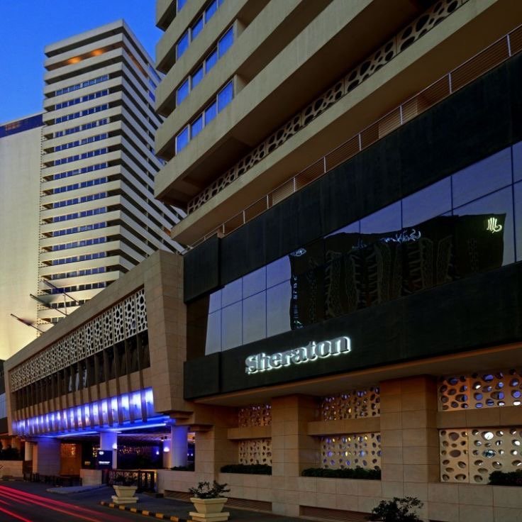 Sheraton Hotel cairo with Dental package , Historical Tour and nile Cruise in Egypt