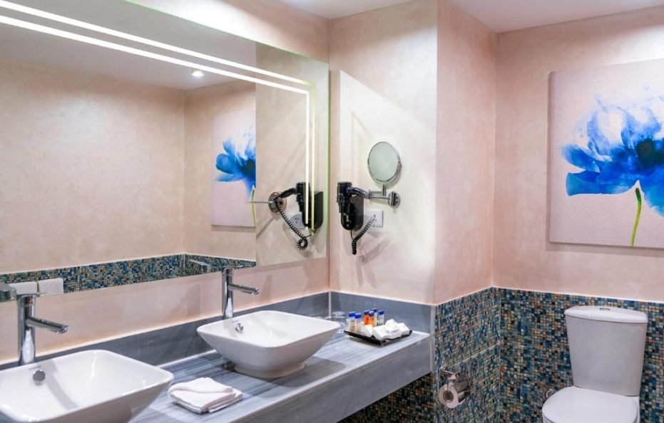 Double Deluxe Pool view Pickalbatros blu spa Resort ( Egyptians rate )
