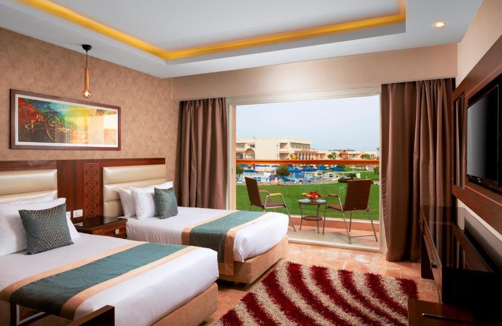 Deluxe Room – Garden View | Pickalbatros Royal Moderna Resort