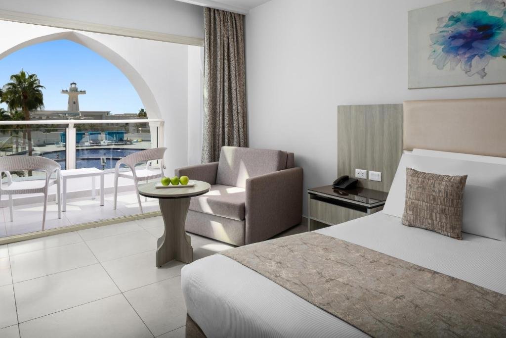 Deluxe Pool View Room | Pickalbatros Palace Resort Sharm El Sheikh